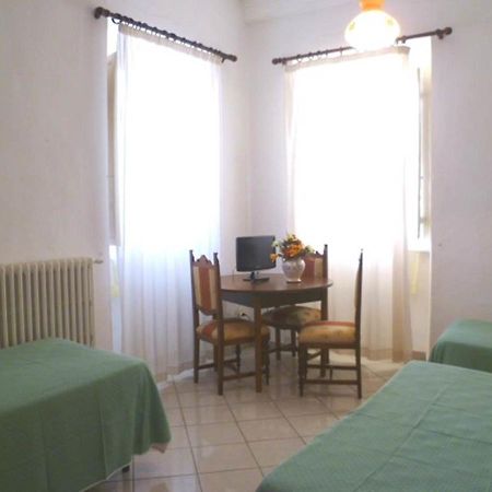 Albergo Ape Elbana Portoferraio Luaran gambar