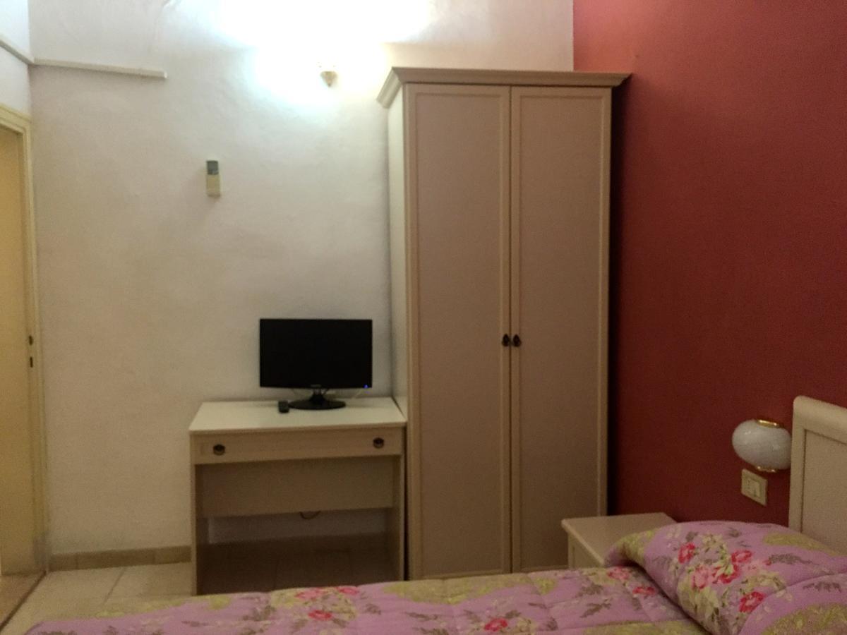 Albergo Ape Elbana Portoferraio Luaran gambar
