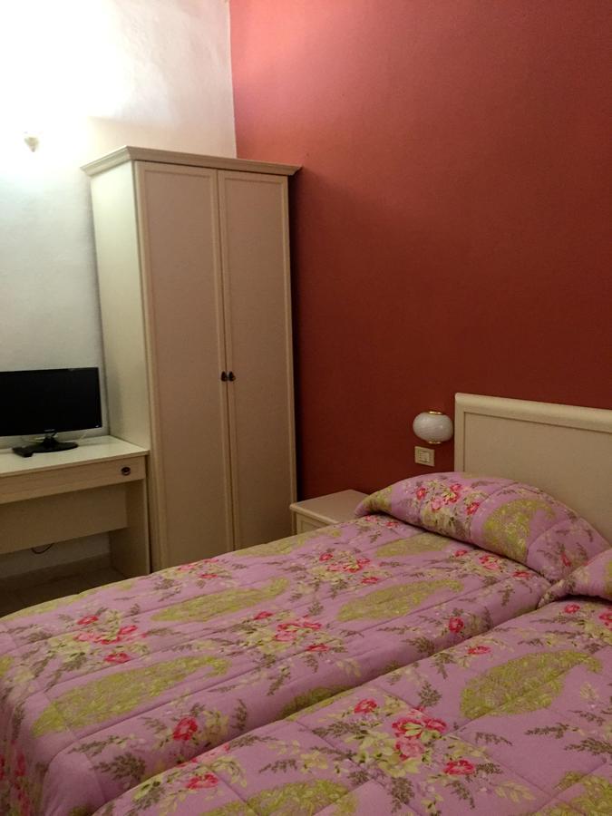 Albergo Ape Elbana Portoferraio Luaran gambar