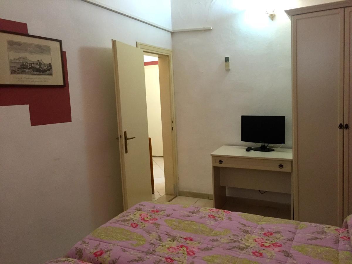 Albergo Ape Elbana Portoferraio Luaran gambar